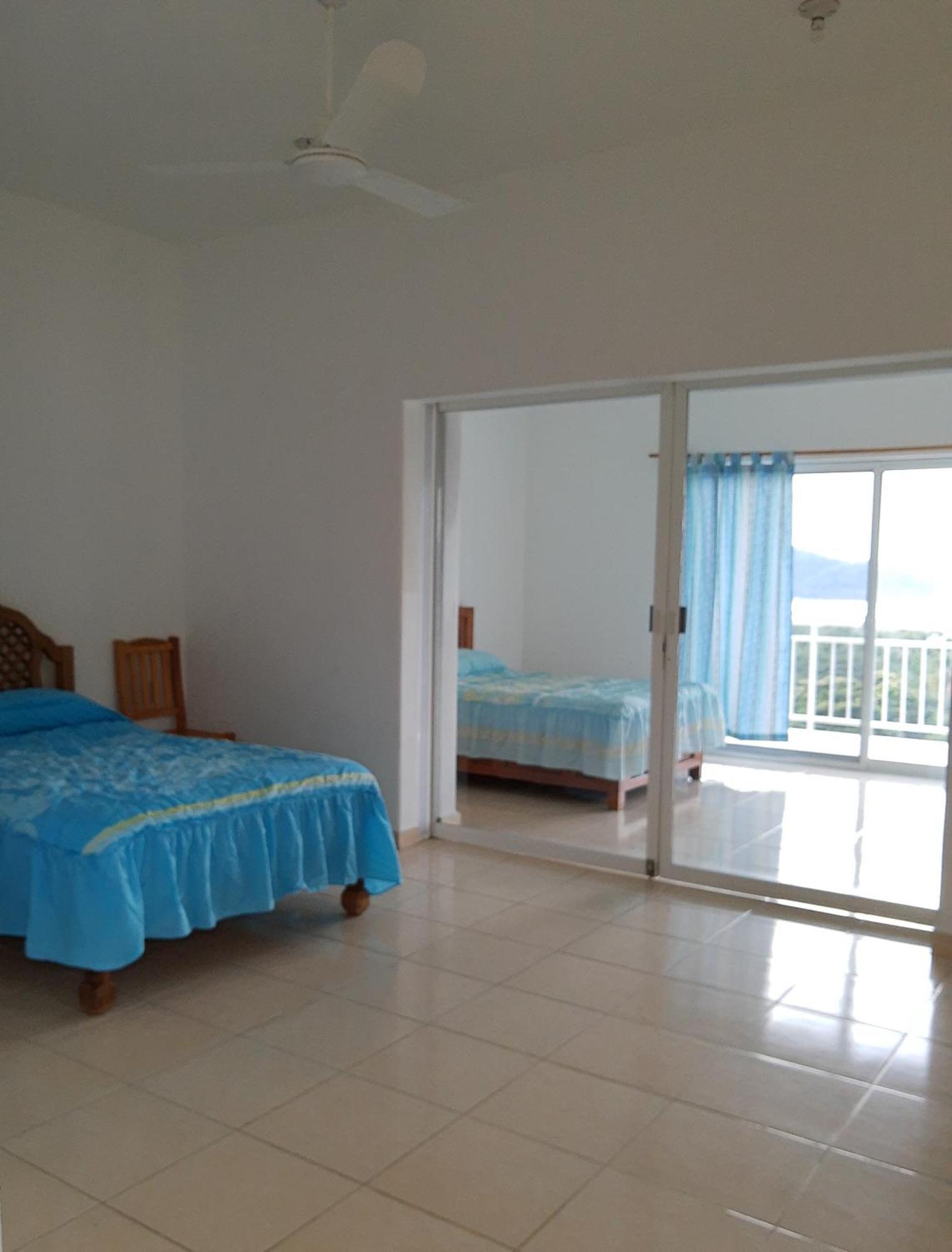 Aparthotel Sunset House Zihuatanejo Chambre photo